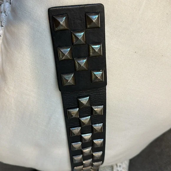 Carrie Bradshaw Rare Vintage Studded Belt - Picture 5 of 5